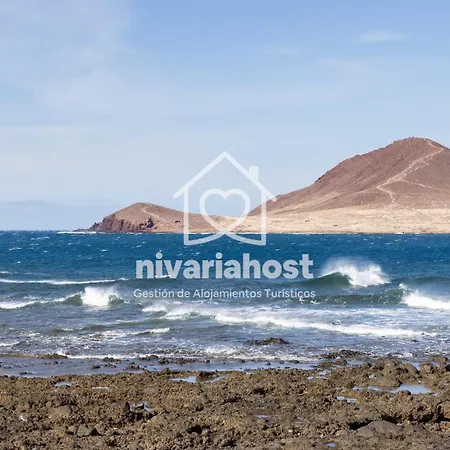 Sea Breeze El Medano, By Nivariahost *