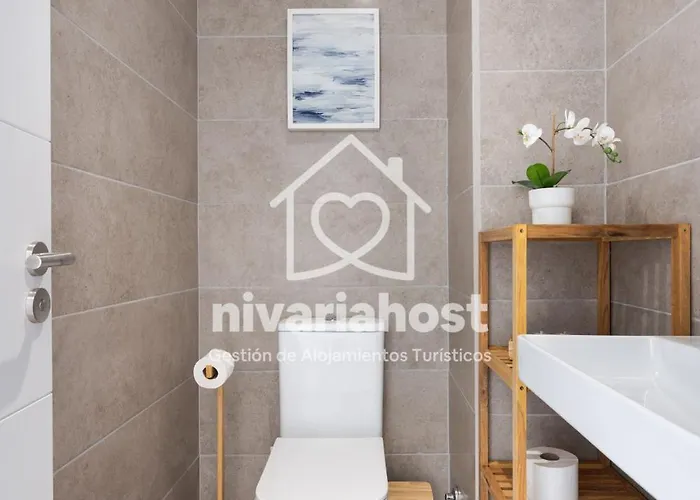 Sea Breeze El Medano, By Nivariahost Holiday home