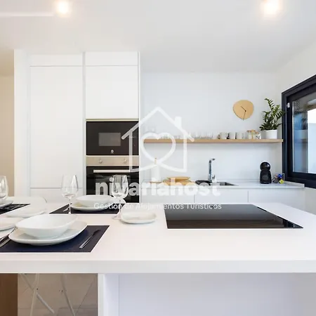 Sea Breeze El Médano, By Nivariahost Сasa de vacaciones El Médano