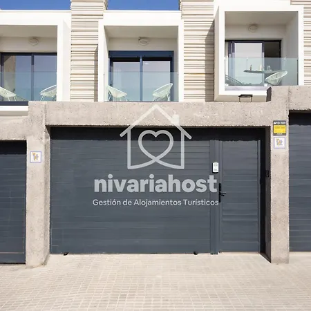 Сasa de vacaciones Sea Breeze El Médano, By Nivariahost El Médano